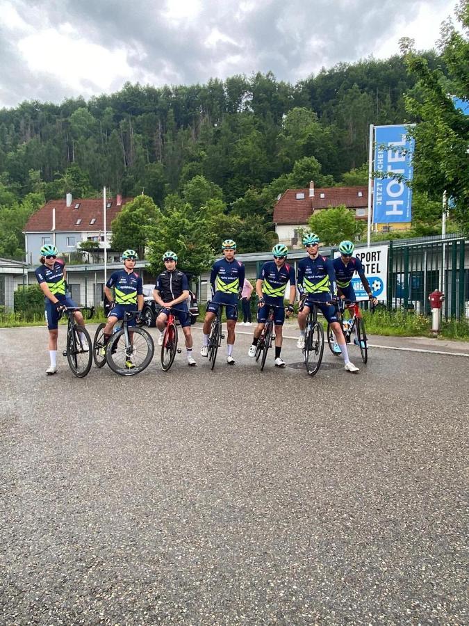 Sport Arena Hotel Waldshut-Tiengen Zewnętrze zdjęcie